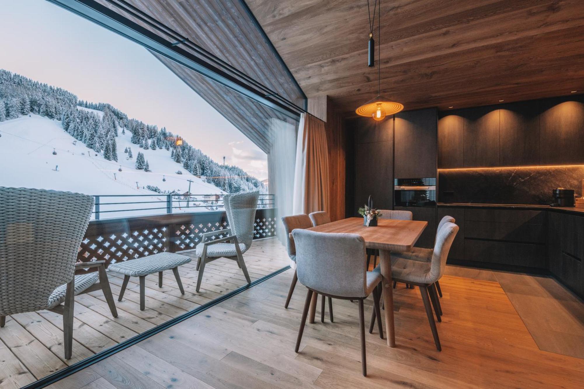 Residence Chalet L'Salvan Selva di Val Gardena Esterno foto