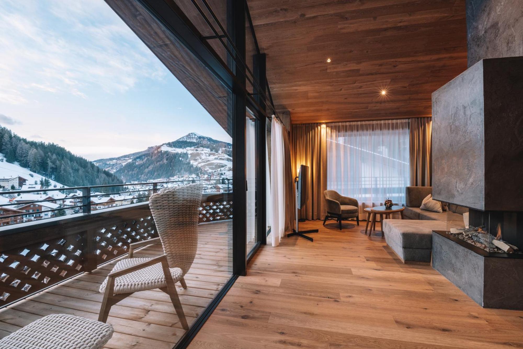 Residence Chalet L'Salvan Selva di Val Gardena Esterno foto
