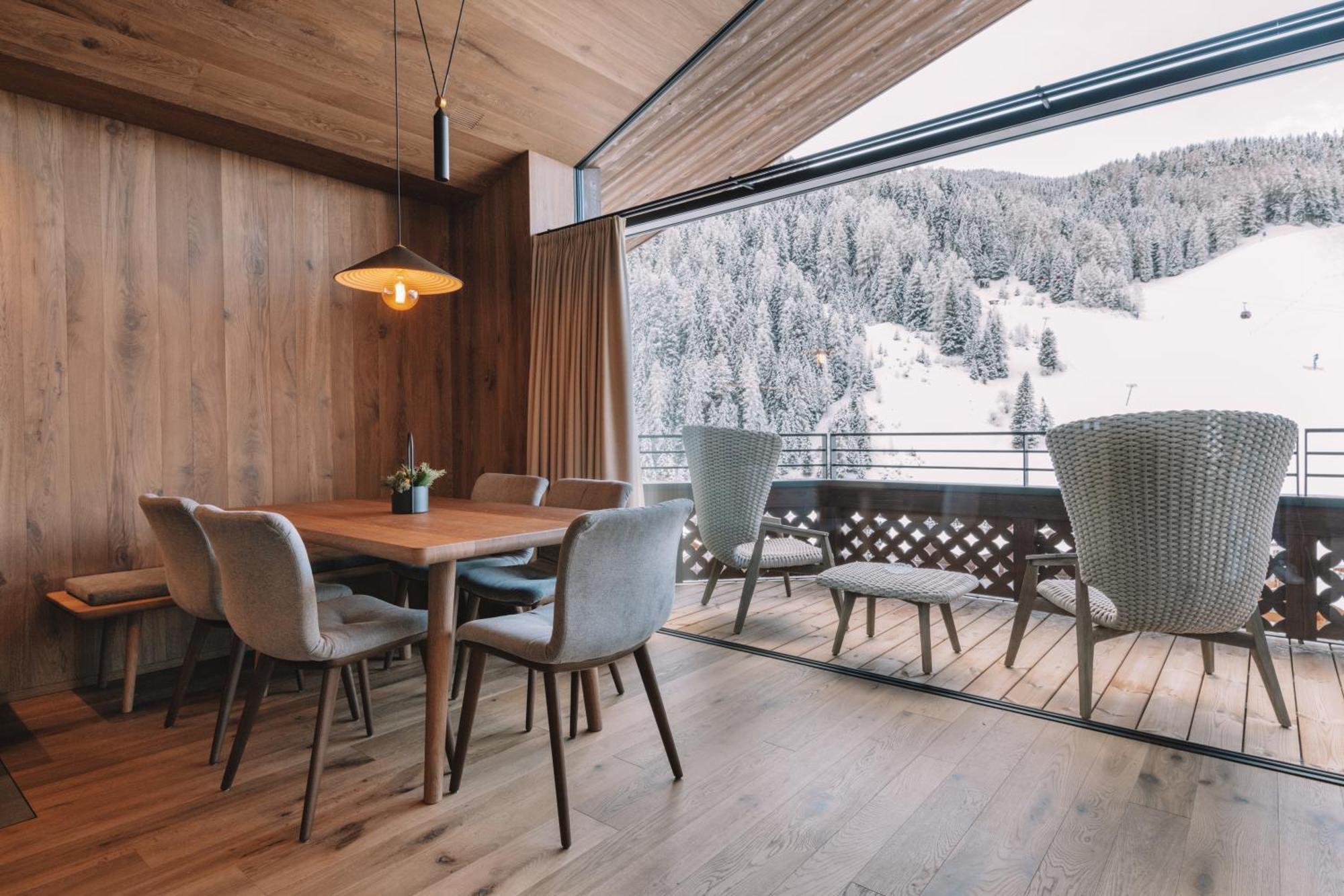 Residence Chalet L'Salvan Selva di Val Gardena Esterno foto